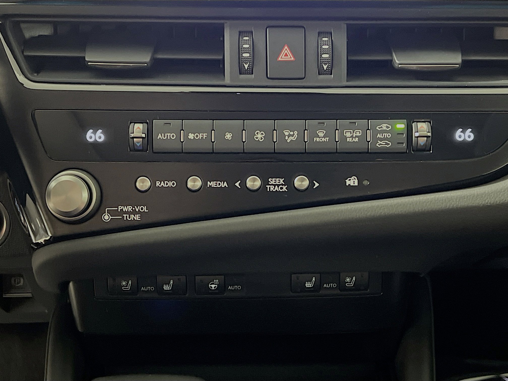 Used 2024 Lexus ES 350 w/ Premium Package image 26