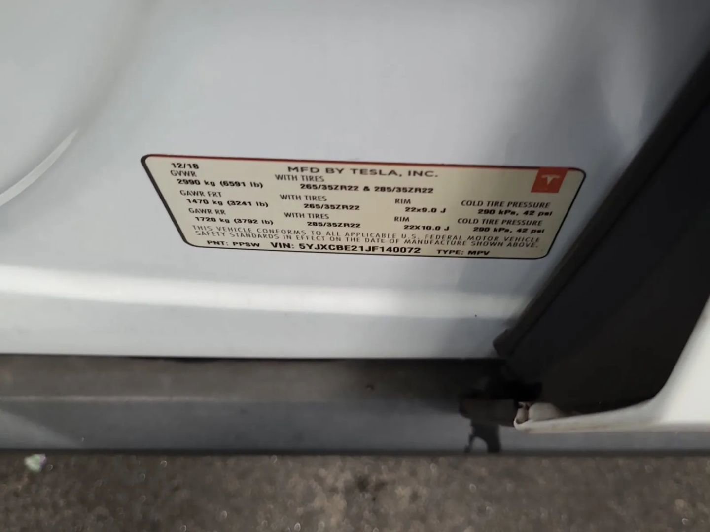 Used 2018 Tesla Model X 75D AWD/4WD image 36