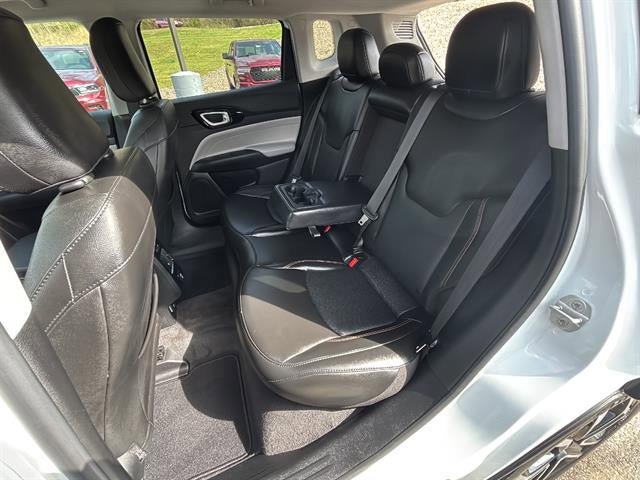 Used 2022 Jeep Compass Limited AWD/4WD image 25