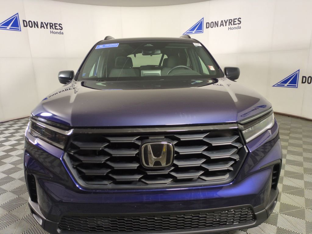 Certified 2023 Honda Pilot Sport image 12