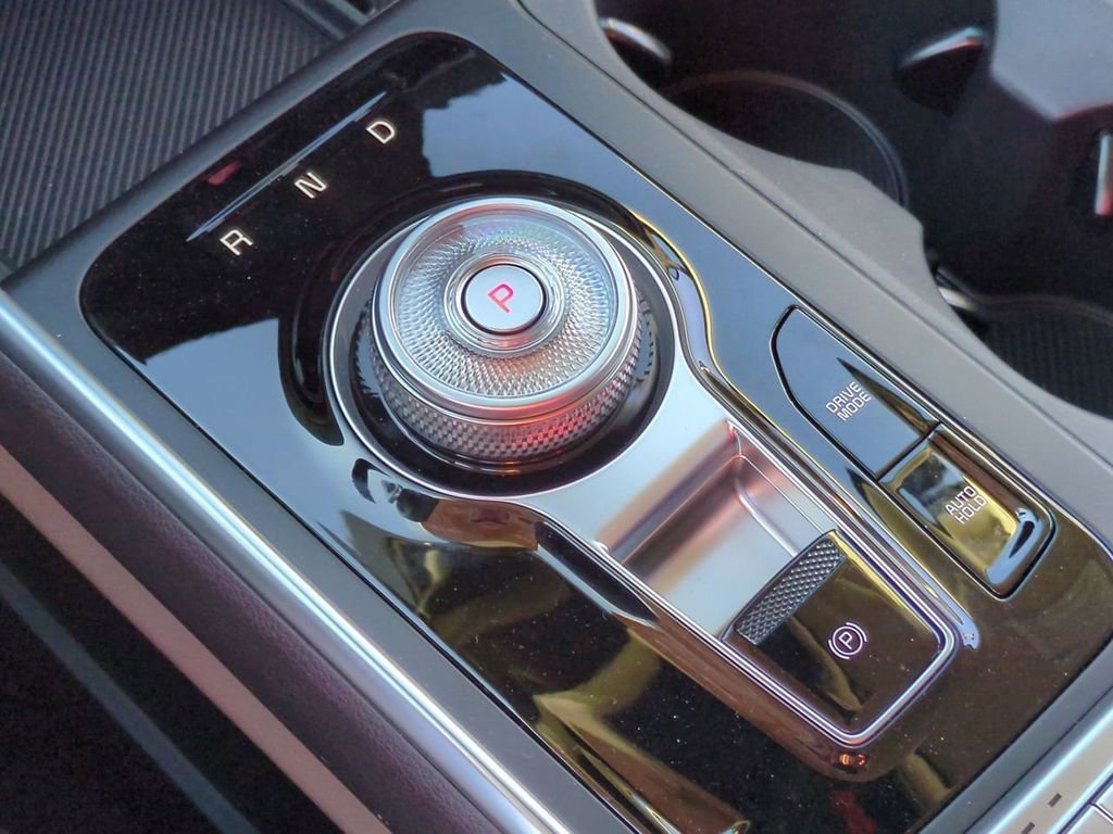 New 2026 Kia Carnival EX FWD image 15