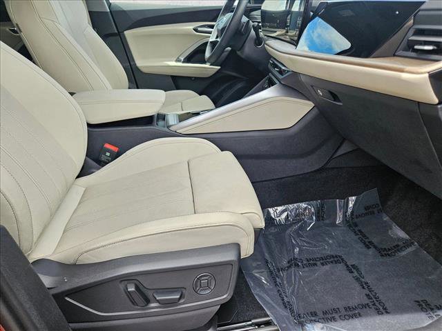 Used 2025 Audi Q5 Premium Plus w/ Premium Plus image 22
