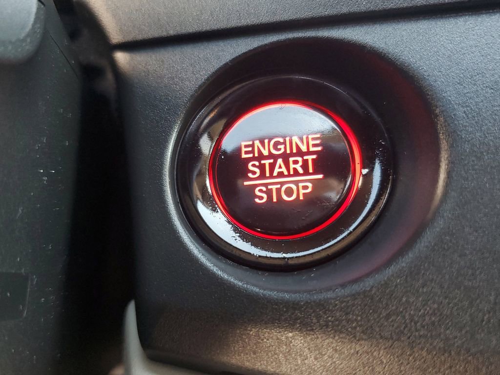 Certified 2025 Honda Accord SE image 18