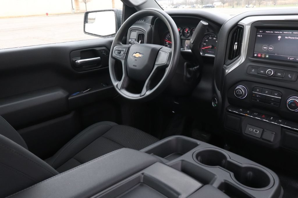 Used 2025 Chevrolet Silverado 1500 W/T RWD image 11