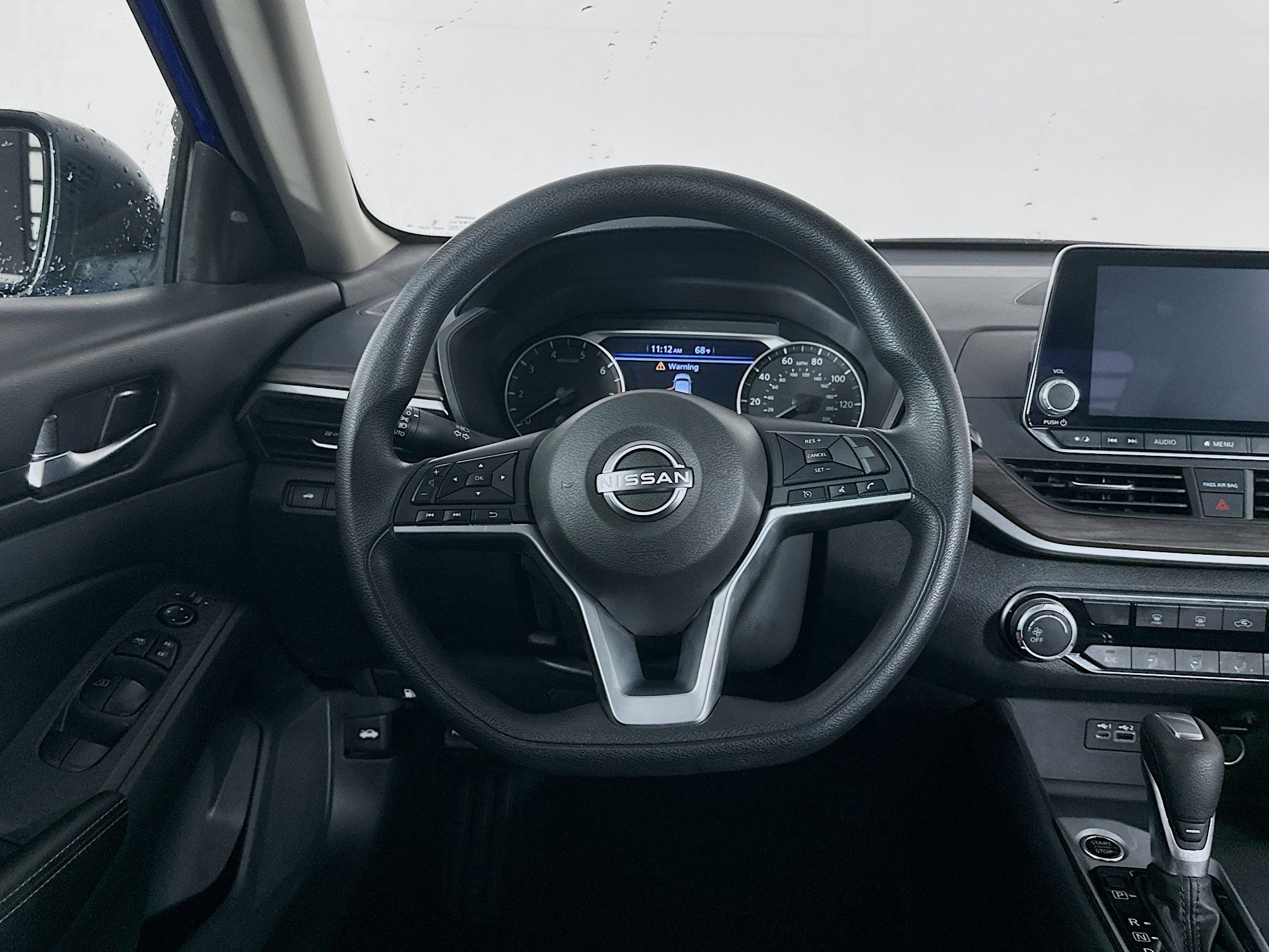 Used 2025 Nissan Altima 2.5 SV FWD image 17