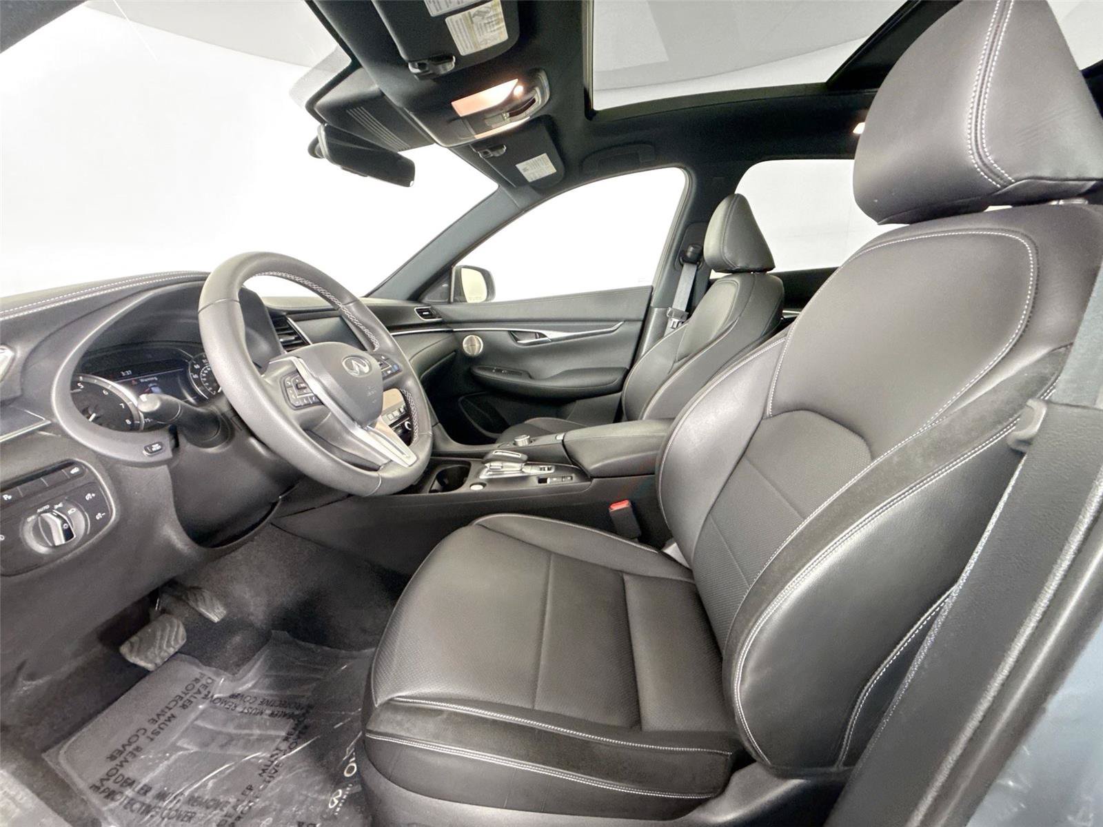Used 2025 INFINITI QX50 Sport AWD/4WD image 3