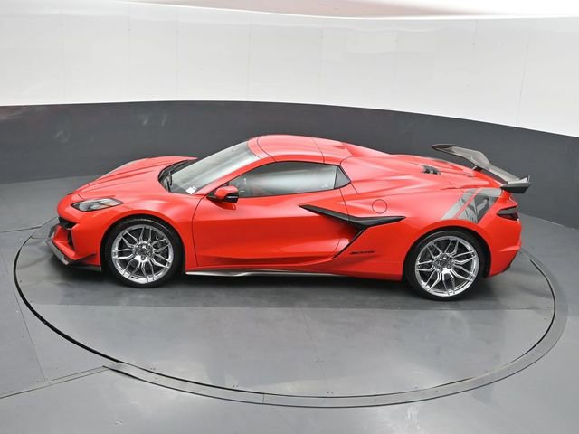 Used 2024 Chevrolet Corvette Z06 w/ Z07 Performance Package image 35