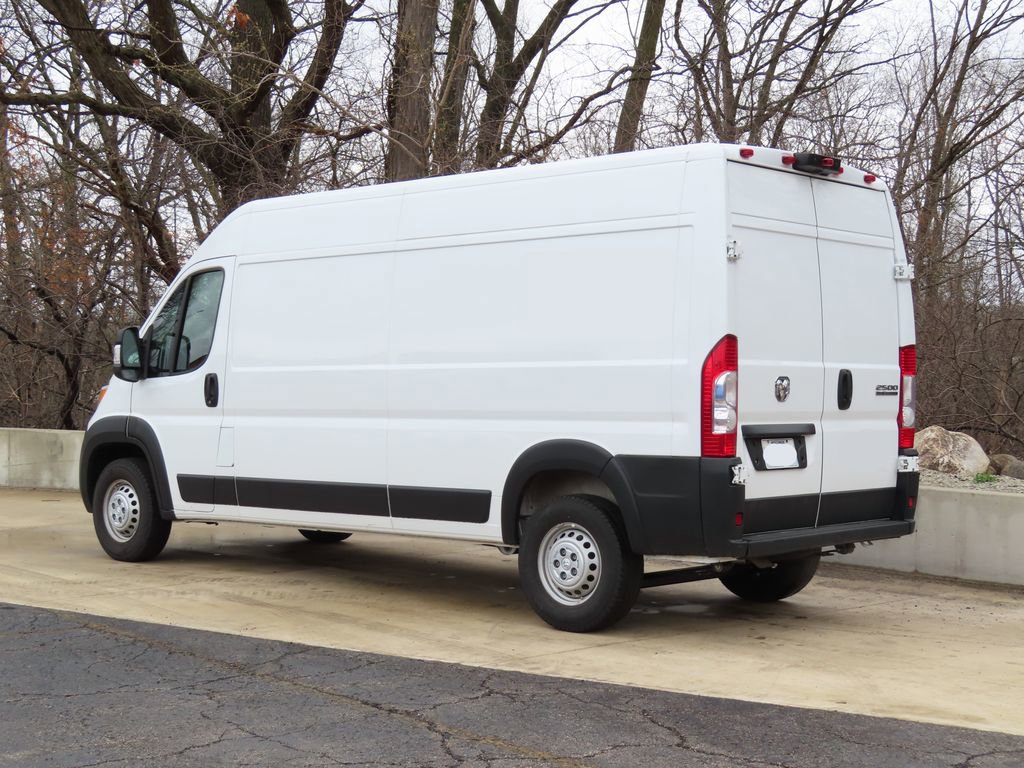 Used 2025 RAM ProMaster 2500 w/ Convenience Group image 6