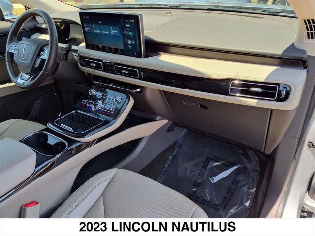 Certified 2023 Lincoln Nautilus Reserve FWD image 27