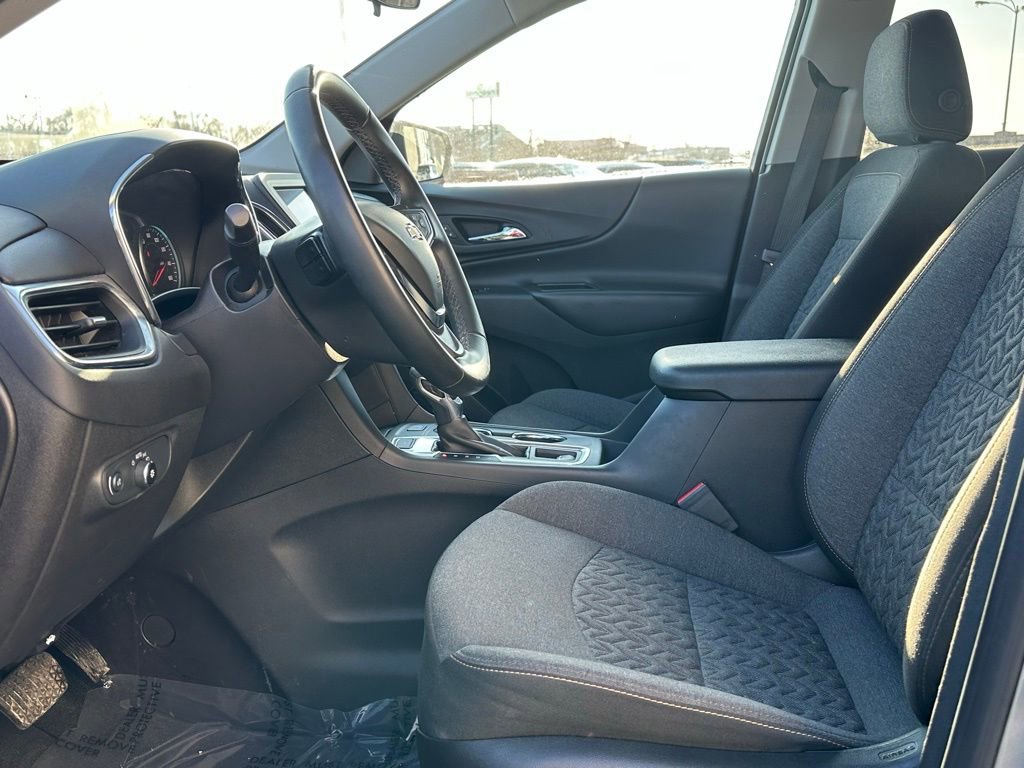 Used 2024 Chevrolet Equinox LT AWD/4WD image 11