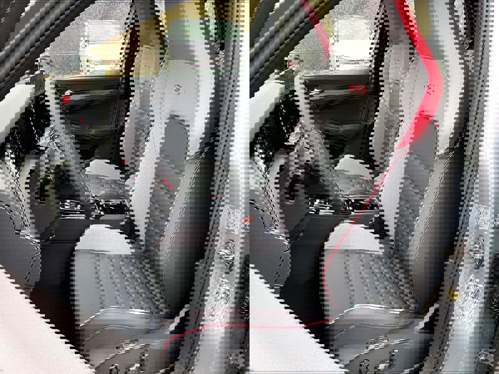 New 2026 Volkswagen GTI SE image 11