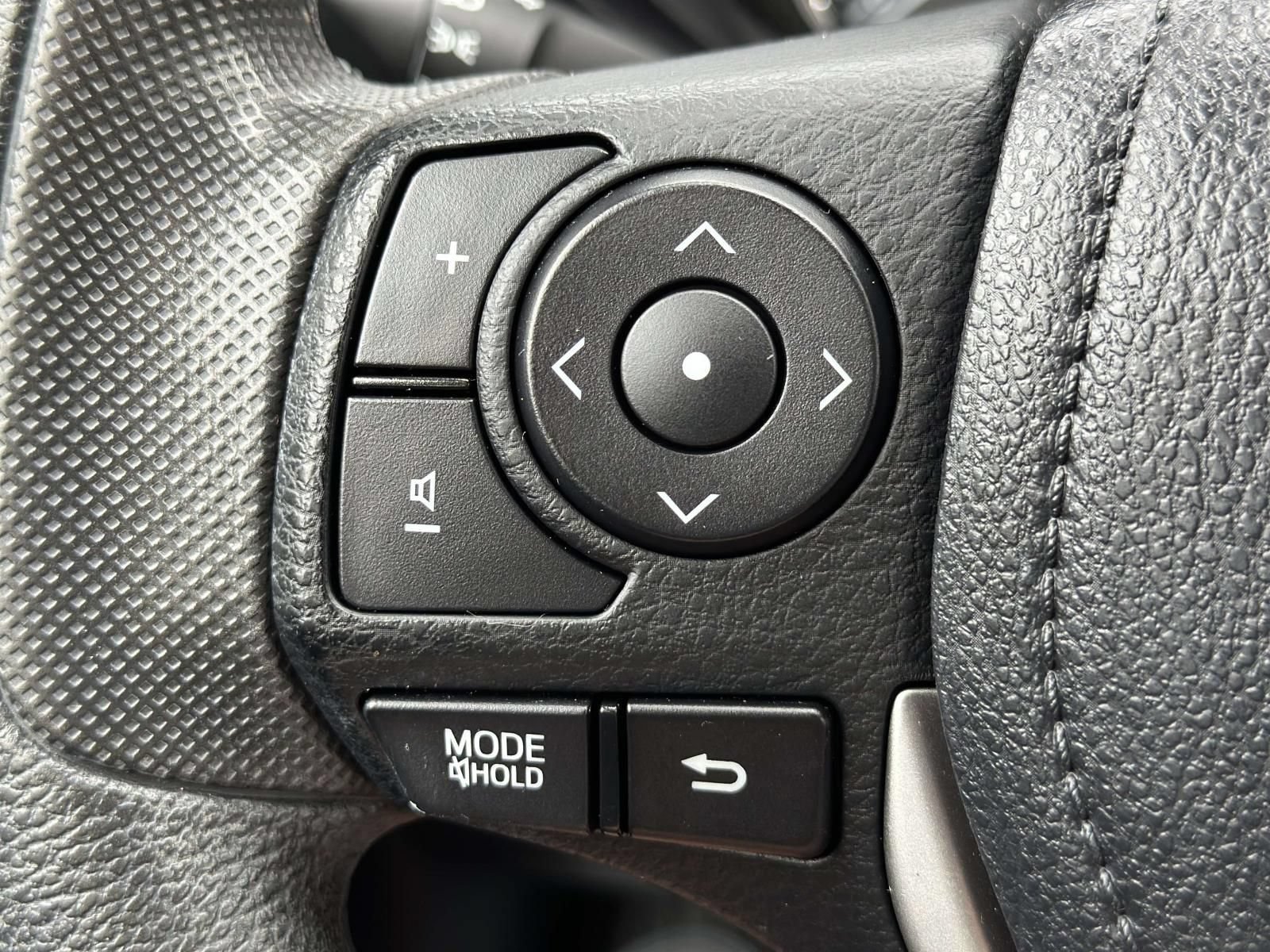 Used 2014 Toyota Corolla LE FWD image 14