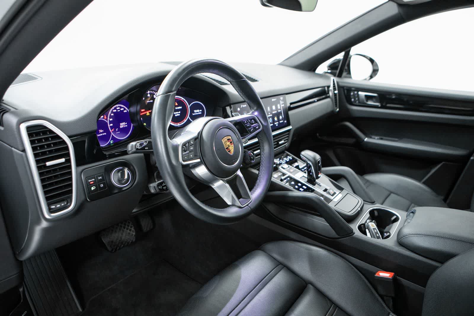 Certified 2023 Porsche Cayenne Platinum Edition AWD/4WD image 4