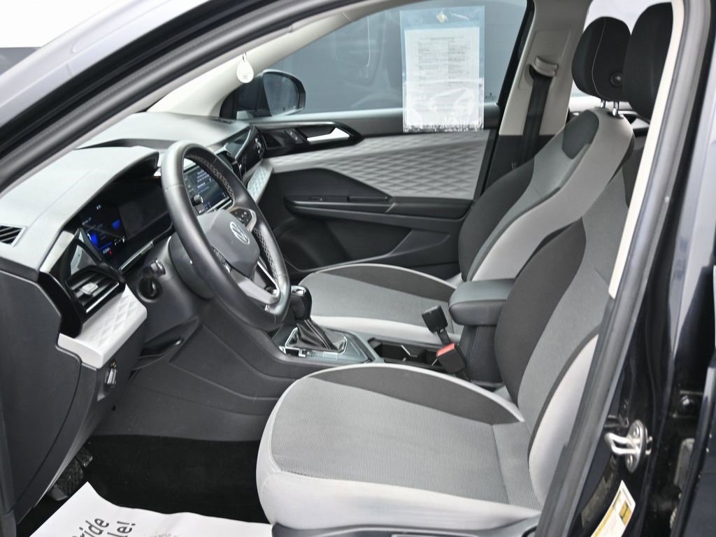 Used 2023 Volkswagen Taos S image 16