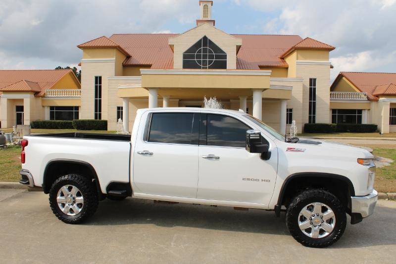 Used 2021 Chevrolet Silverado 2500 LTZ image 2