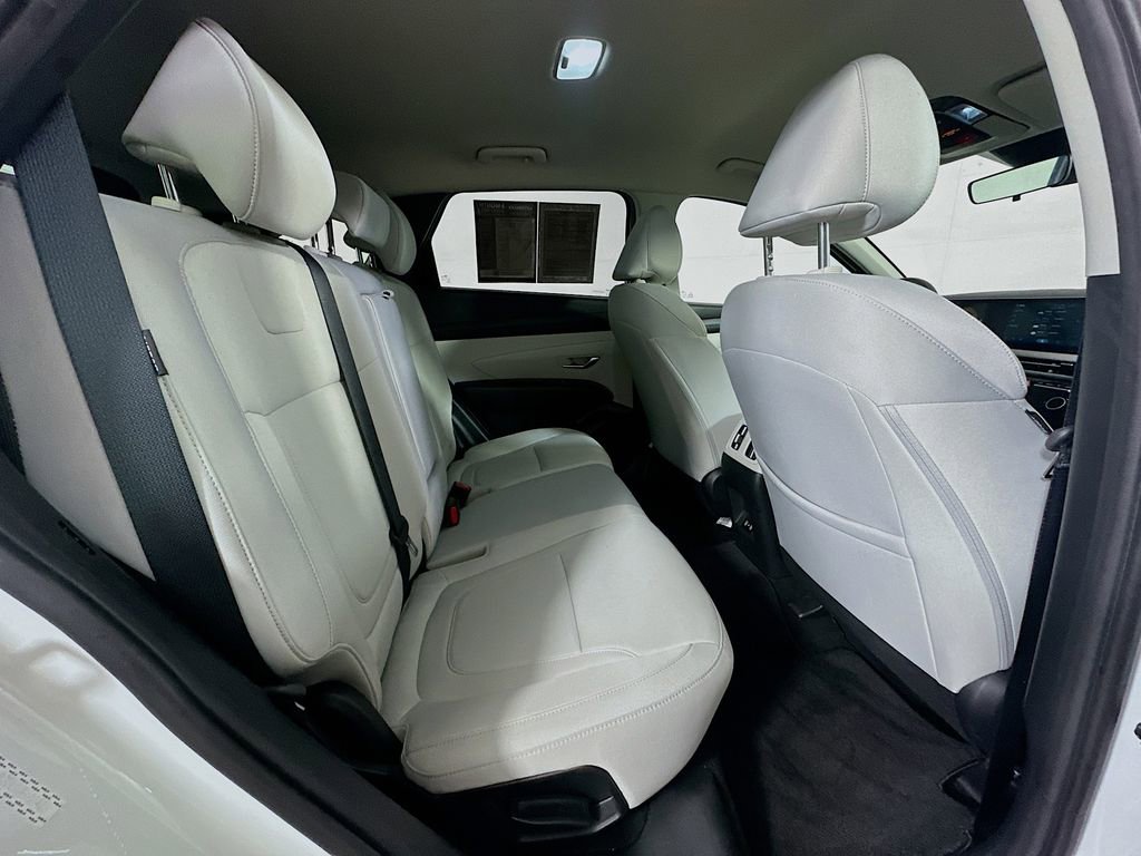 Used 2025 Hyundai Tucson SEL image 9