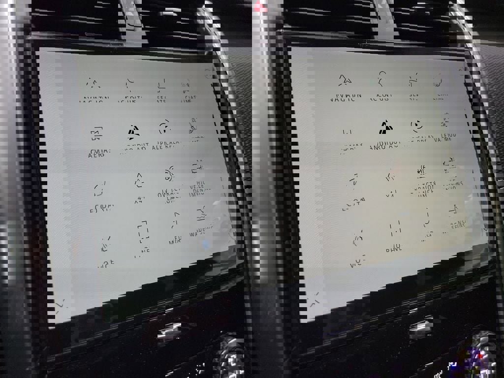 New 2026 Land Rover Discovery Limited Edition image 33