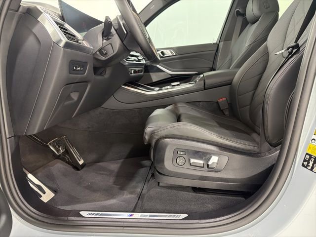Certified 2024 BMW X5 xDrive40i w/ M Sport Package AWD/4WD image 14