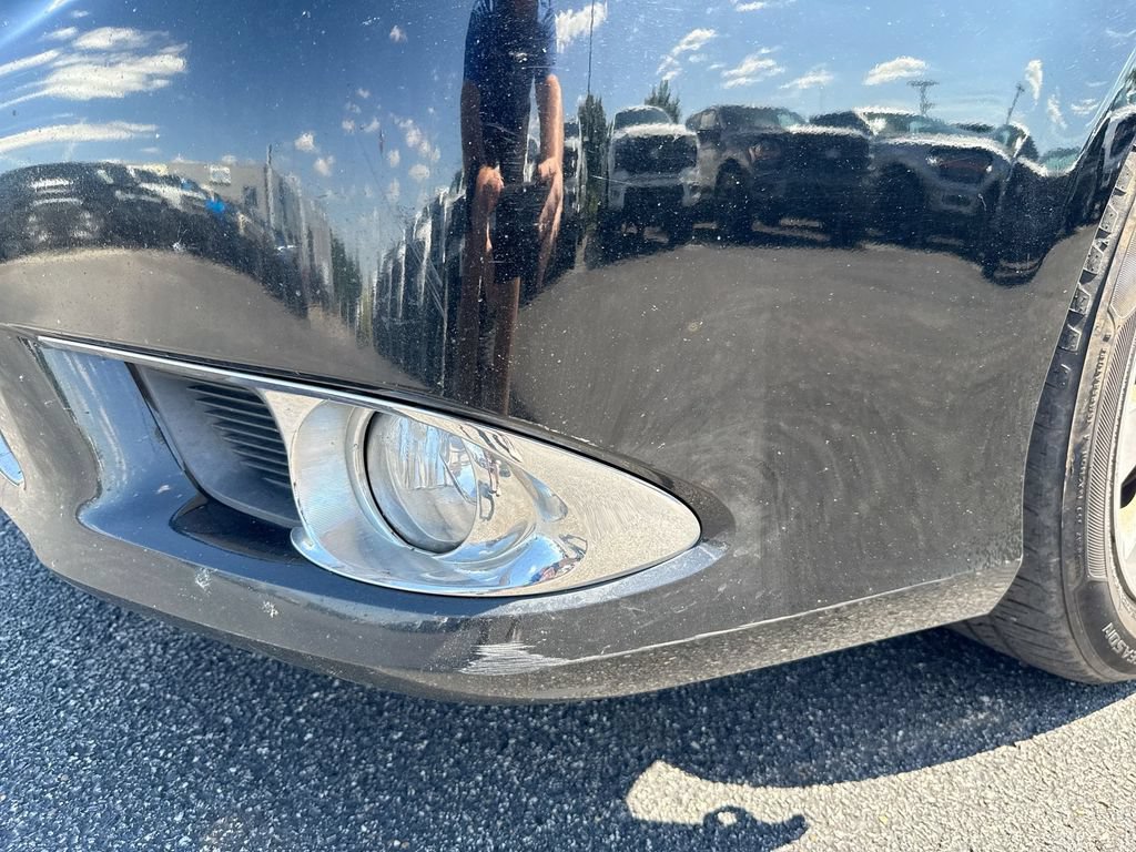 Used 2011 Toyota Avalon Limited FWD image 30