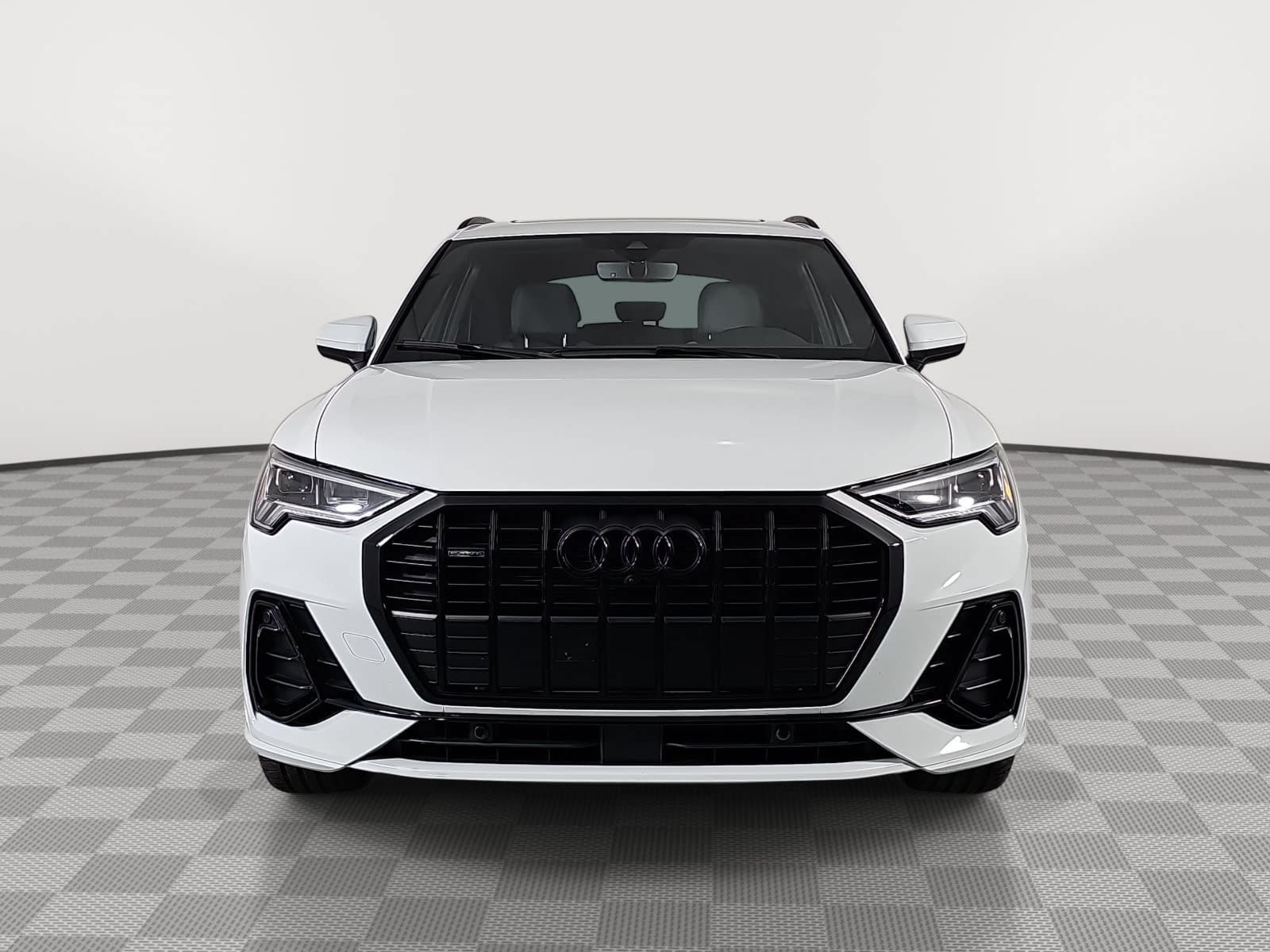 Used 2024 Audi Q3 2.0T Premium Plus AWD/4WD image 3