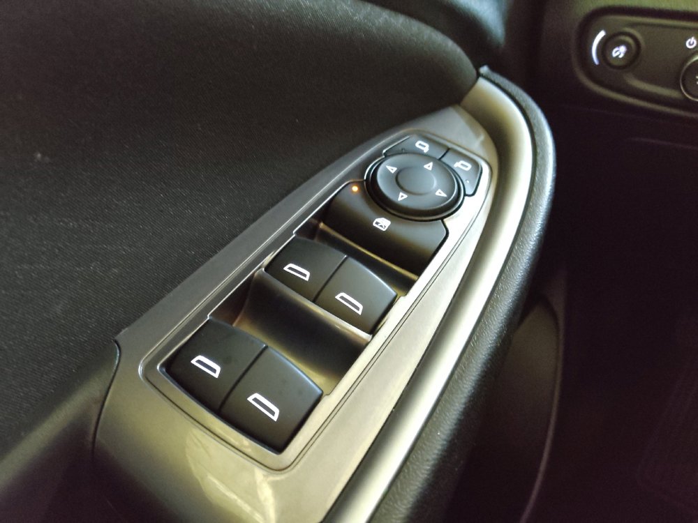 Used 2021 Chevrolet Malibu LS w/ Driver Confidence Package II image 27