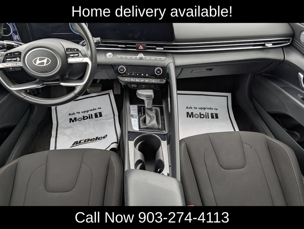Used 2025 Hyundai Elantra SEL FWD image 13