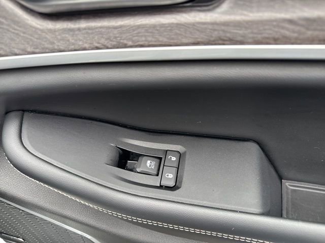 Used 2023 Jeep Grand Cherokee 30th Anniversary image 21