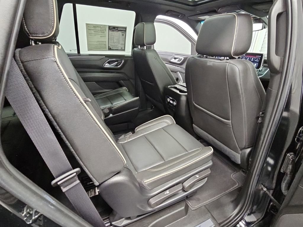 Used 2022 GMC Yukon SLT w/ SLT Premium Package AWD/4WD image 40