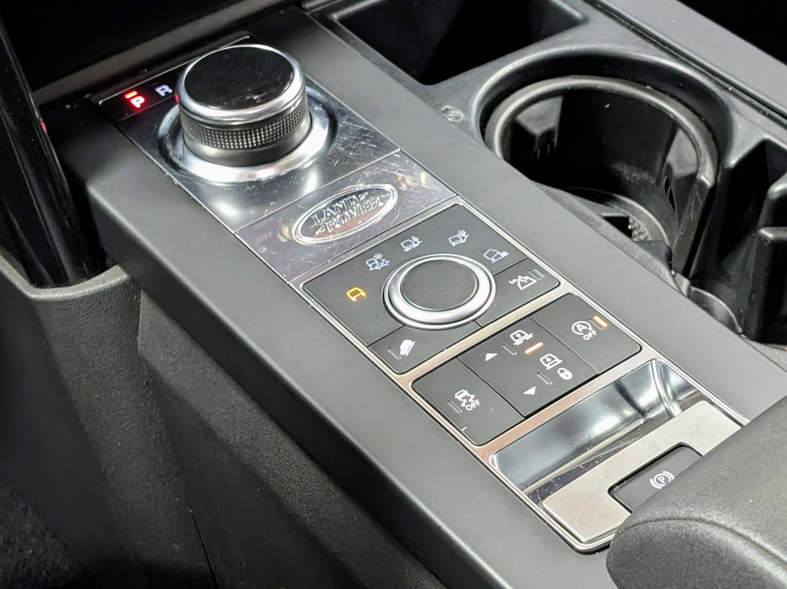 Used 2019 Land Rover Discovery SE AWD/4WD image 31