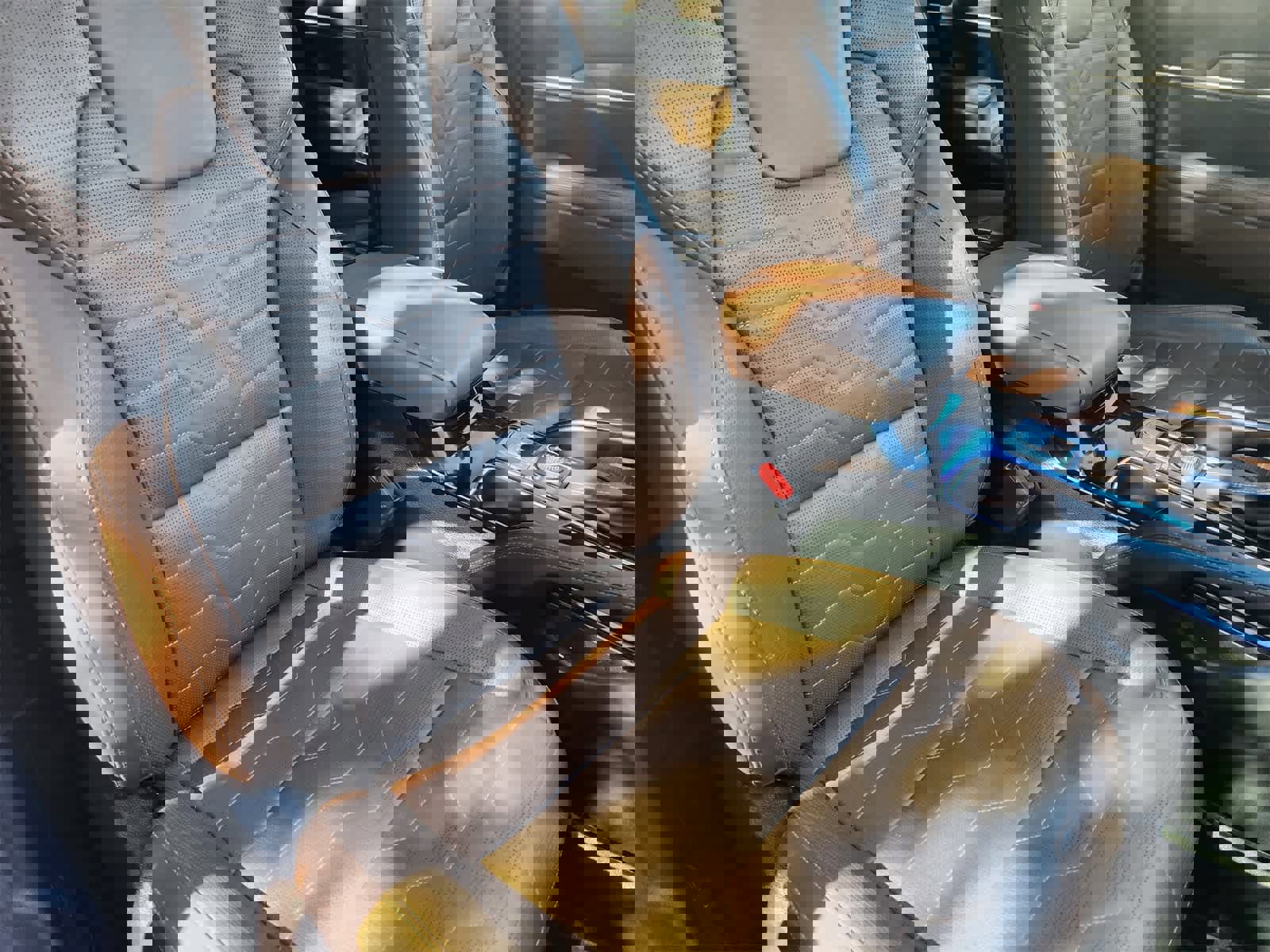 Used 2022 Kia Telluride SX w/ SX Prestige Package image 13