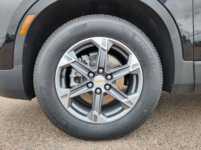 Used 2025 Chevrolet Blazer LT AWD/4WD image 17