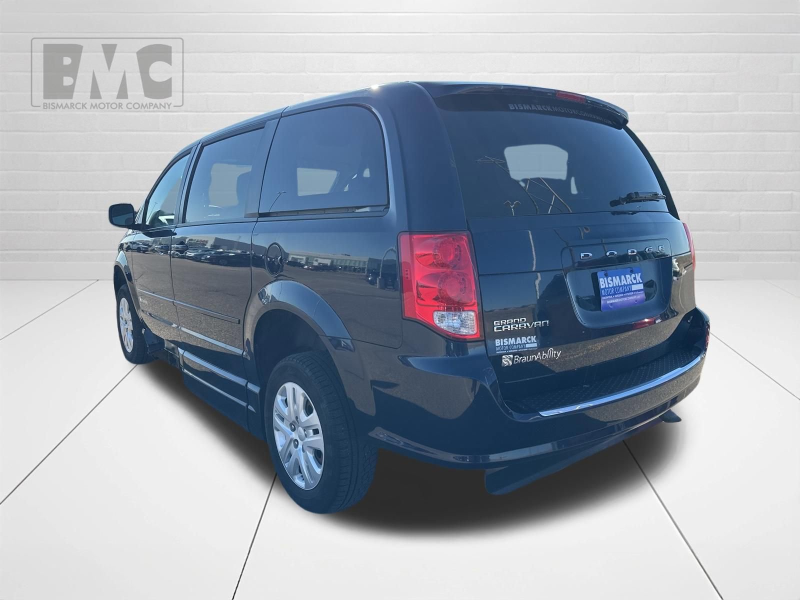 Used 2014 Dodge Grand Caravan SE w/ Quick Order Package 29E SE image 4