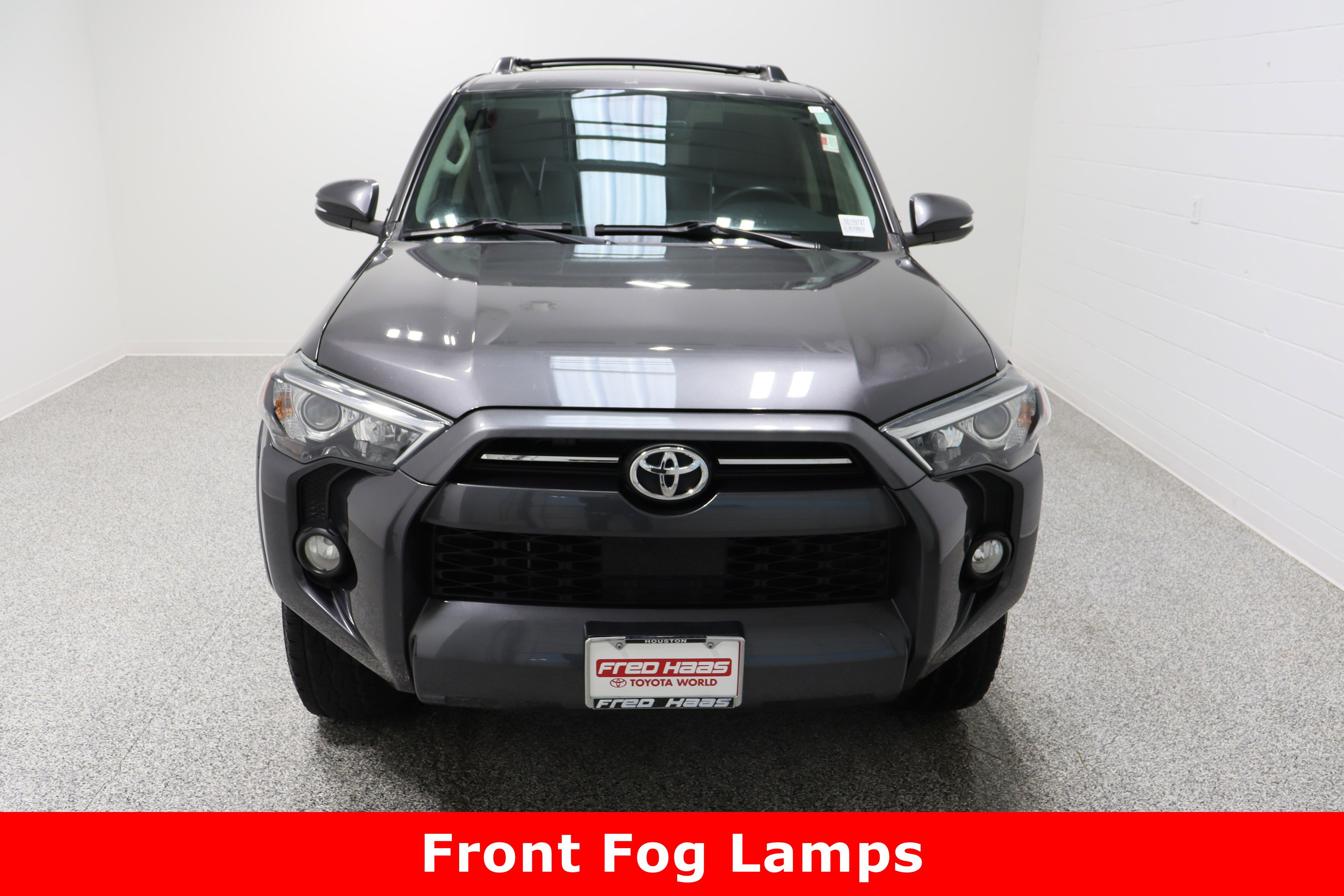 Used 2020 Toyota 4Runner SR5 Premium image 3