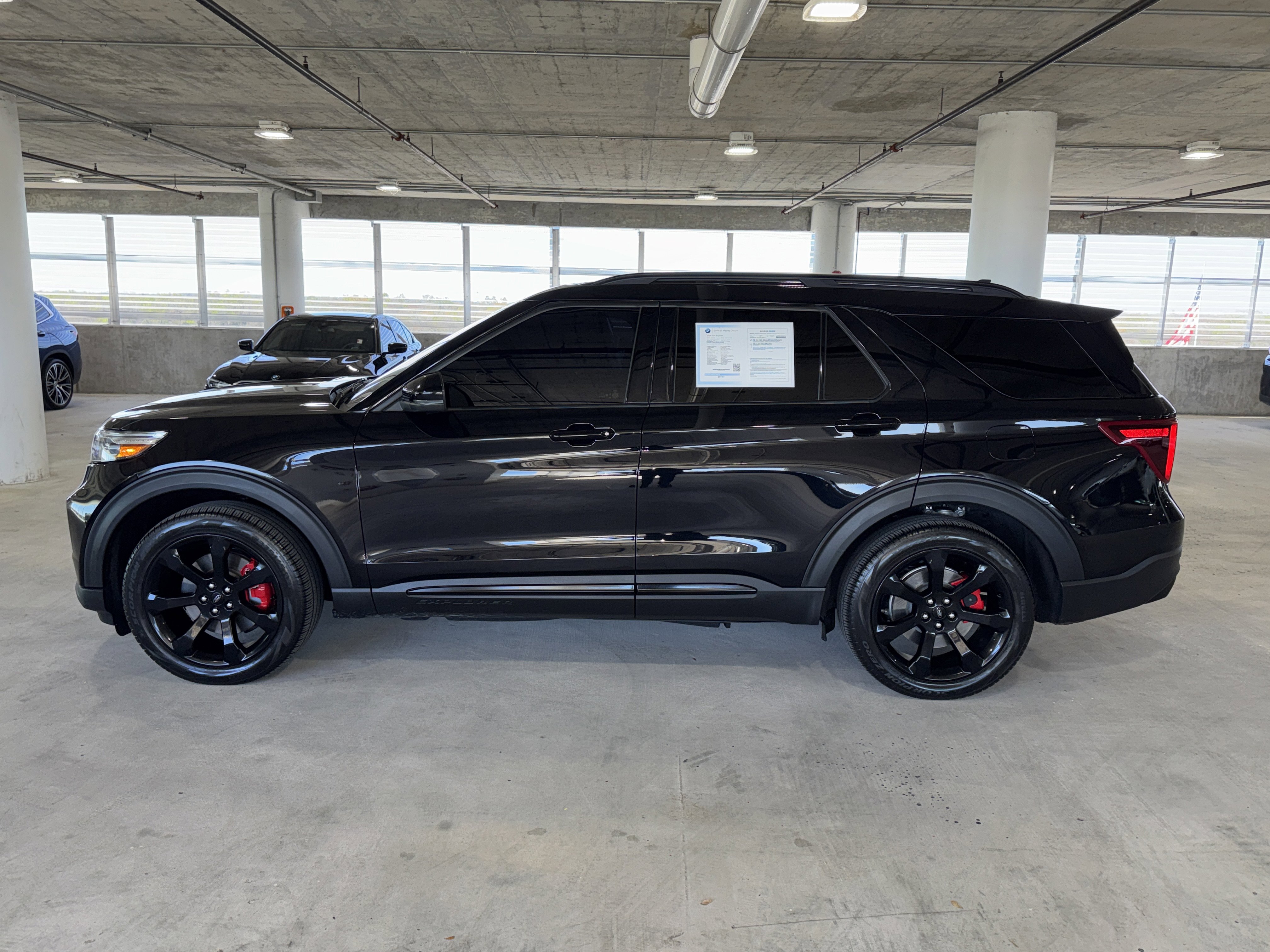 Used 2024 Ford Explorer ST w/ Equipment Group 401A image 5