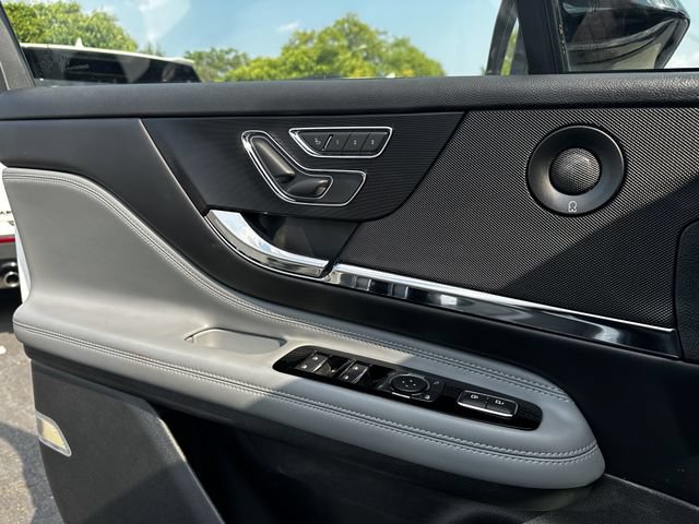 Certified 2020 Lincoln Corsair Reserve AWD/4WD image 32