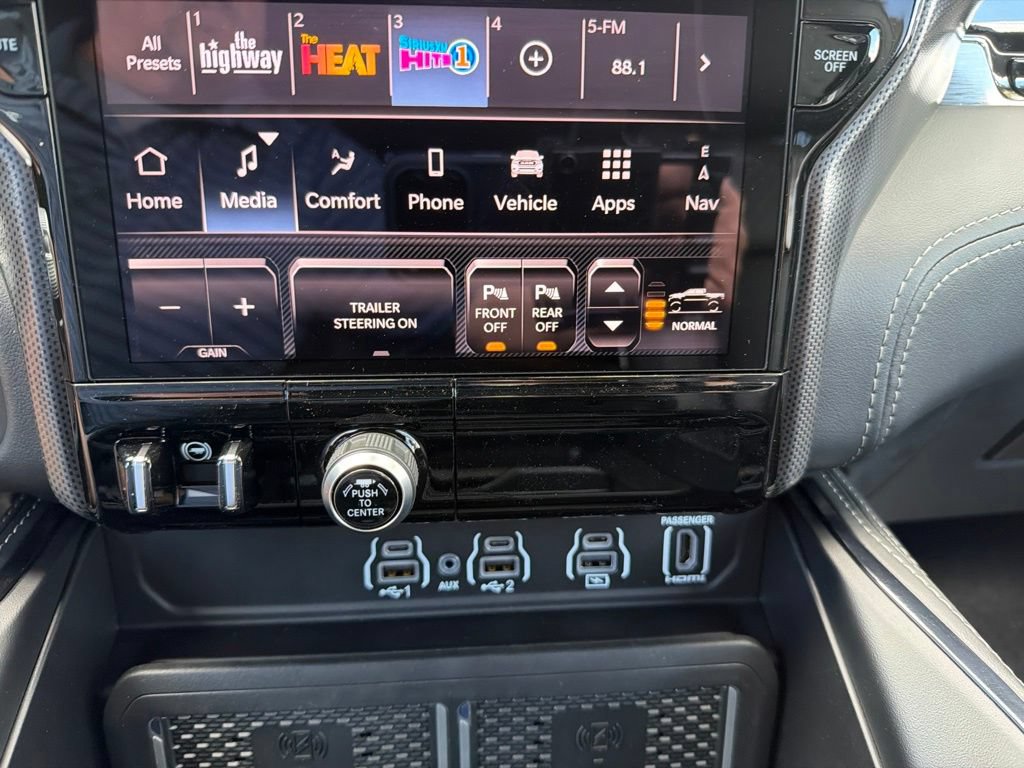 New 2027 RAM 1500 Limited AWD/4WD image 25