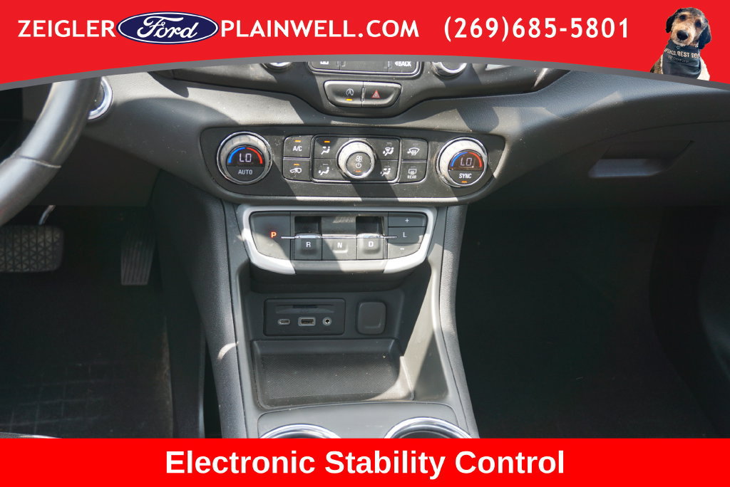 Used 2022 GMC Terrain SLT w/ Tech Package AWD/4WD image 16