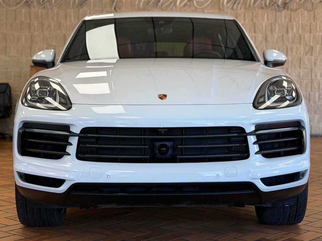 Used 2023 Porsche Cayenne AWD/4WD image 3