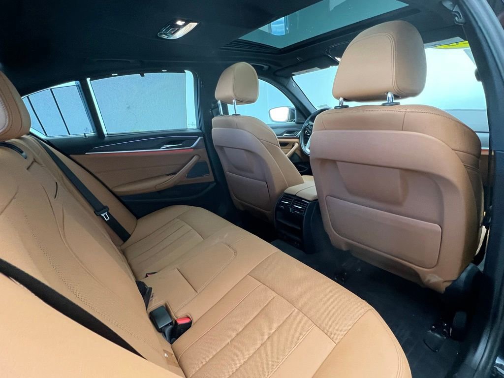 Certified 2023 BMW 530i xDrive 530i xDrive w/ Executive Package image 8