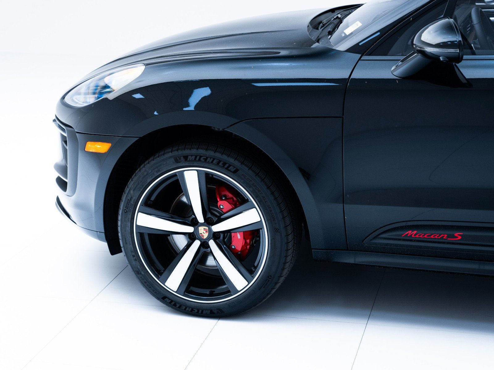 New 2026 Porsche Macan S image 11