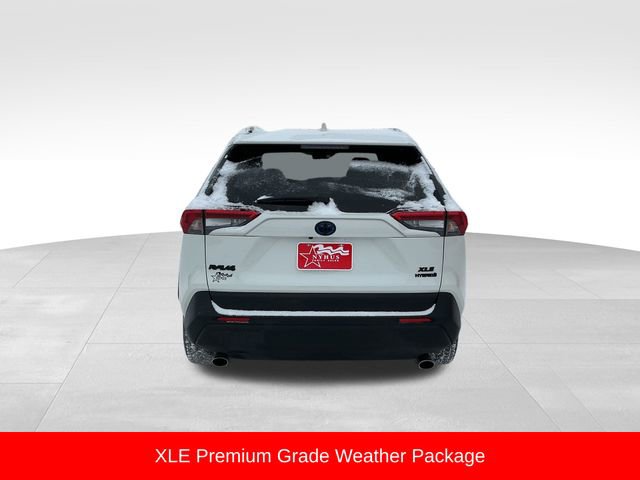 Used 2022 Toyota RAV4 XLE Premium image 6