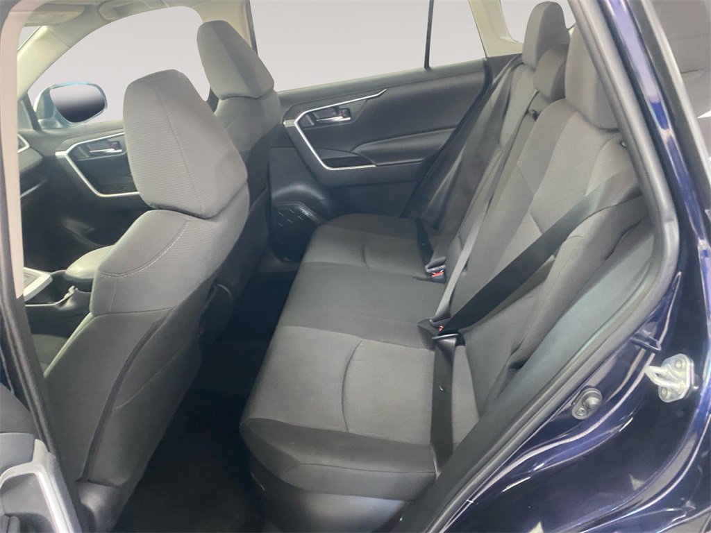 Used 2025 Toyota RAV4 XLE image 13