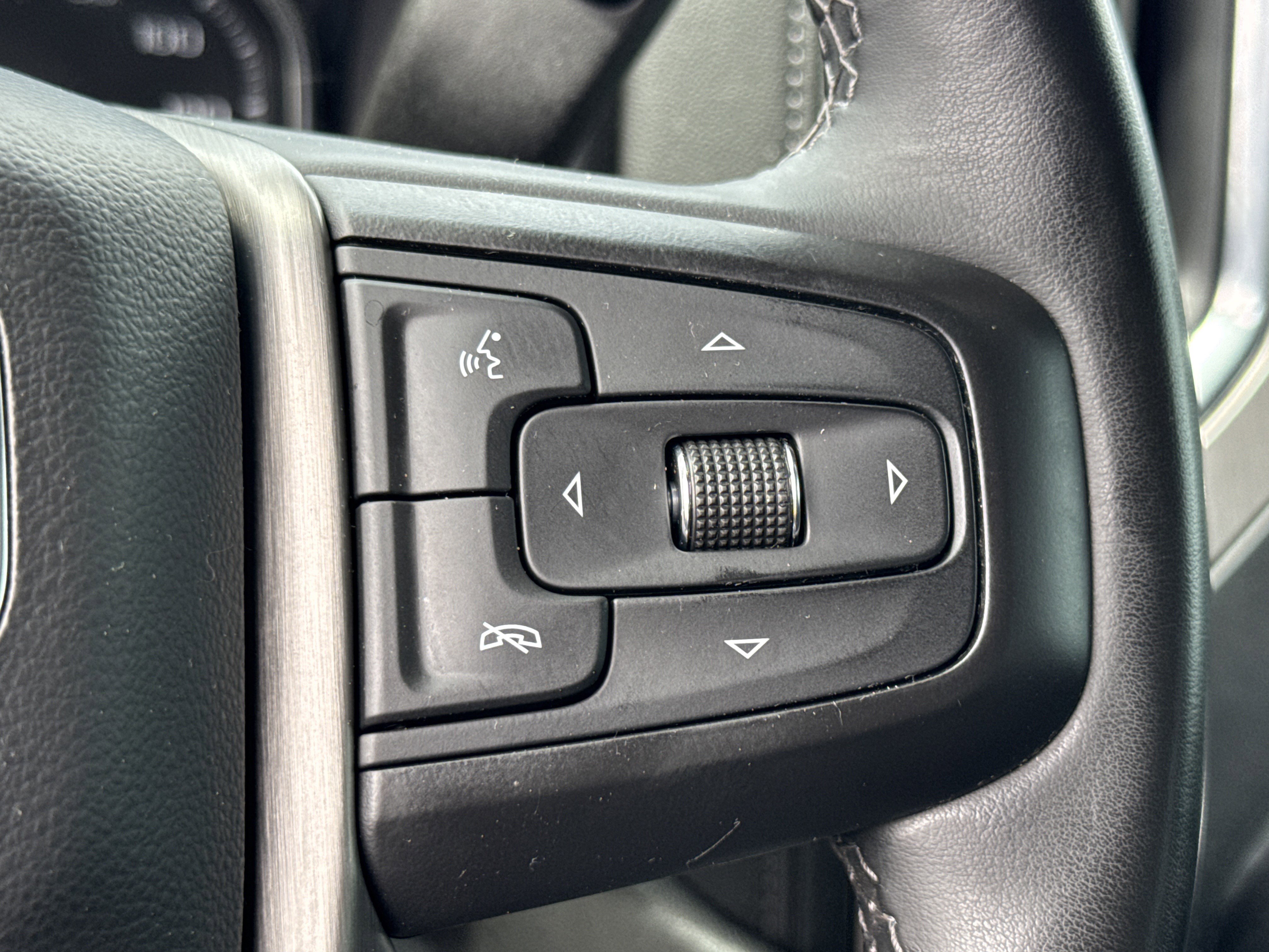 Used 2023 GMC Sierra 2500 Denali w/ Denali Ultimate Package image 20