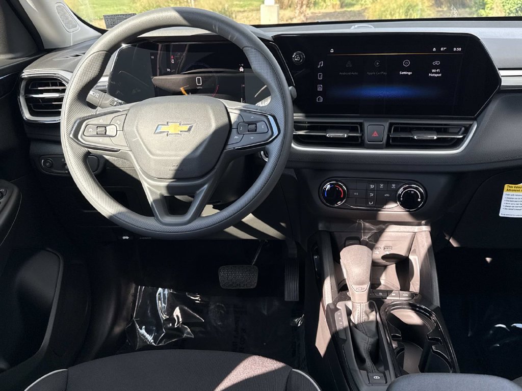 New 2026 Chevrolet TrailBlazer LS w/ LS Convenience Package AWD/4WD image 2