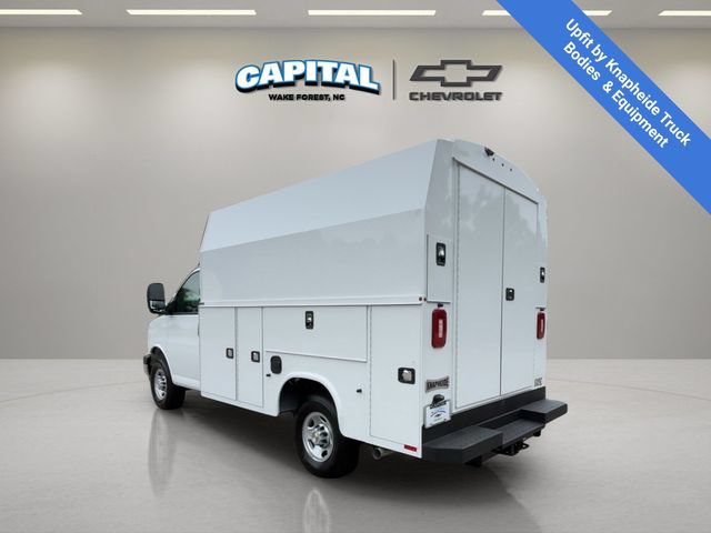 New 2025 Chevrolet Express 3500 w/ Power Convenience Package RWD image 3