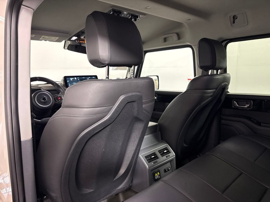Used 2025 INEOS Grenadier Station Wagon AWD/4WD image 27