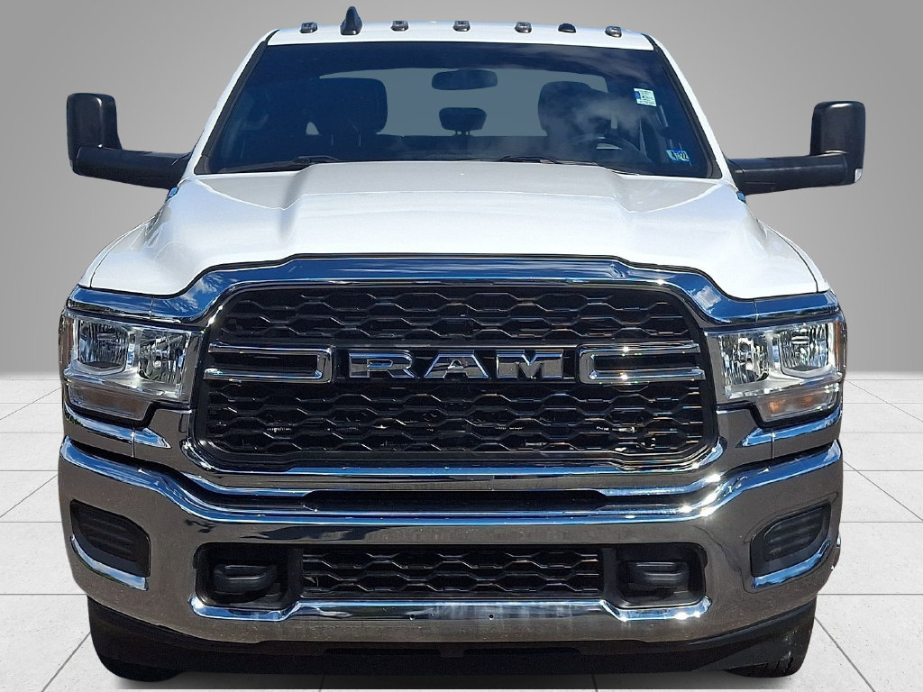 Used 2021 RAM 3500 Tradesman w/ Chrome Appearance Group AWD/4WD image 3