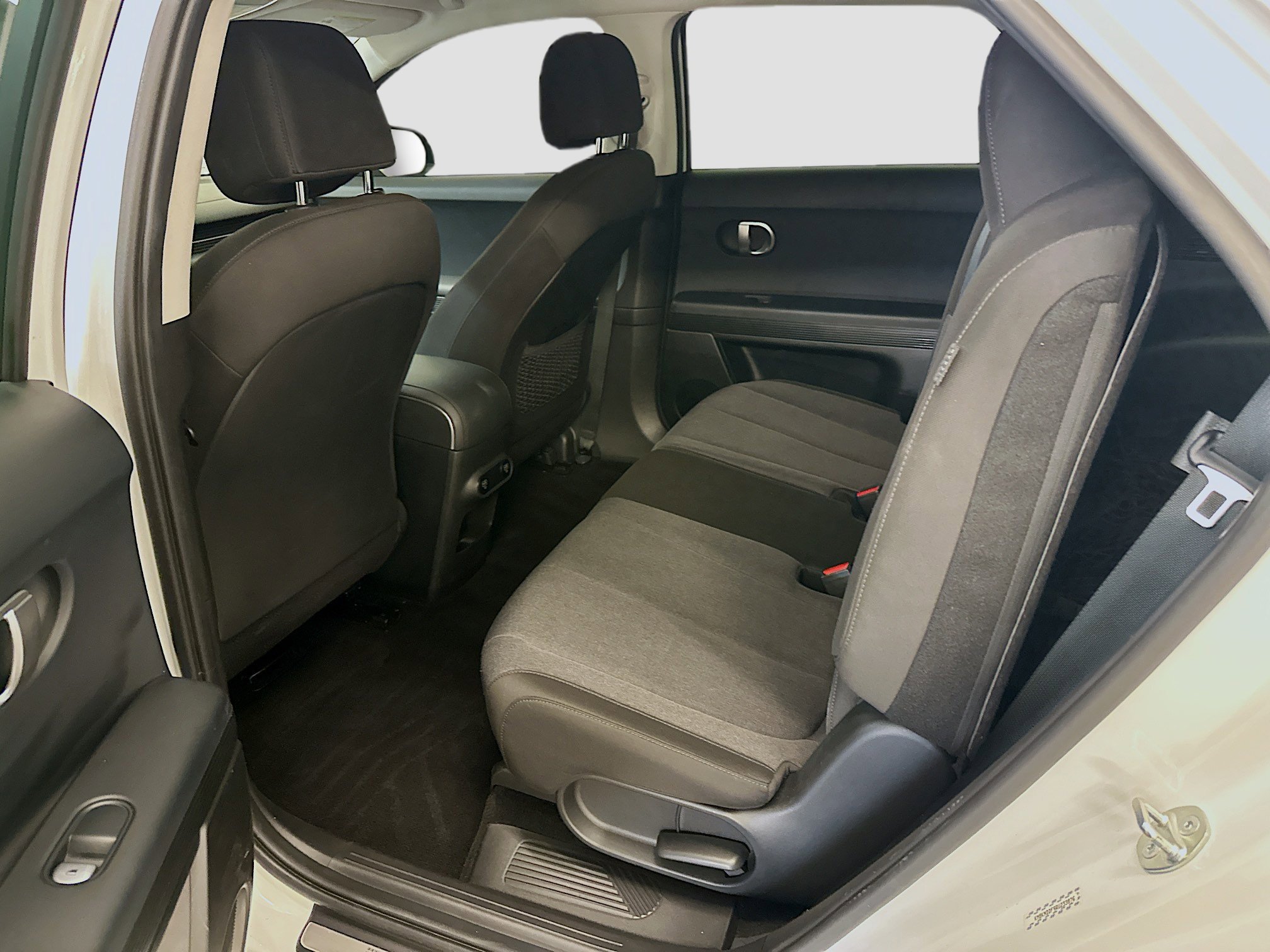 Used 2024 Hyundai Ioniq 5 SEL image 29