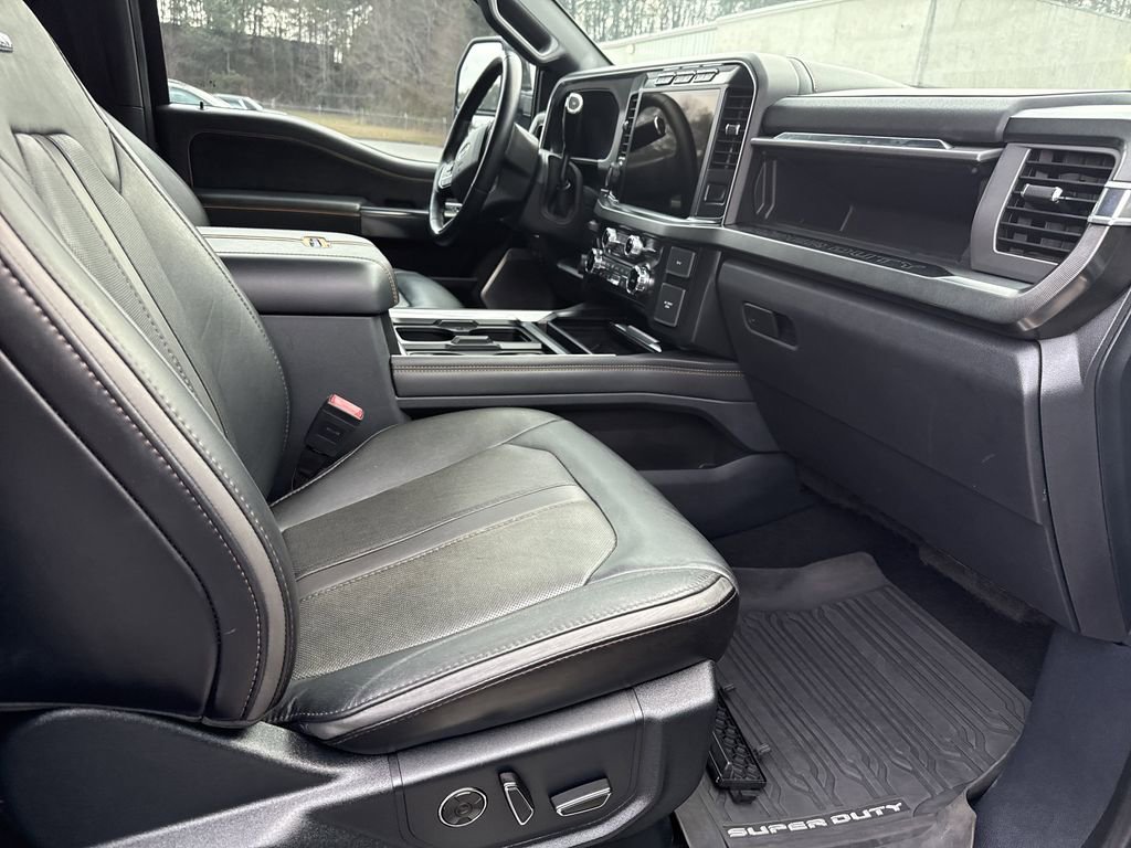 Used 2024 Ford F350 Platinum image 12