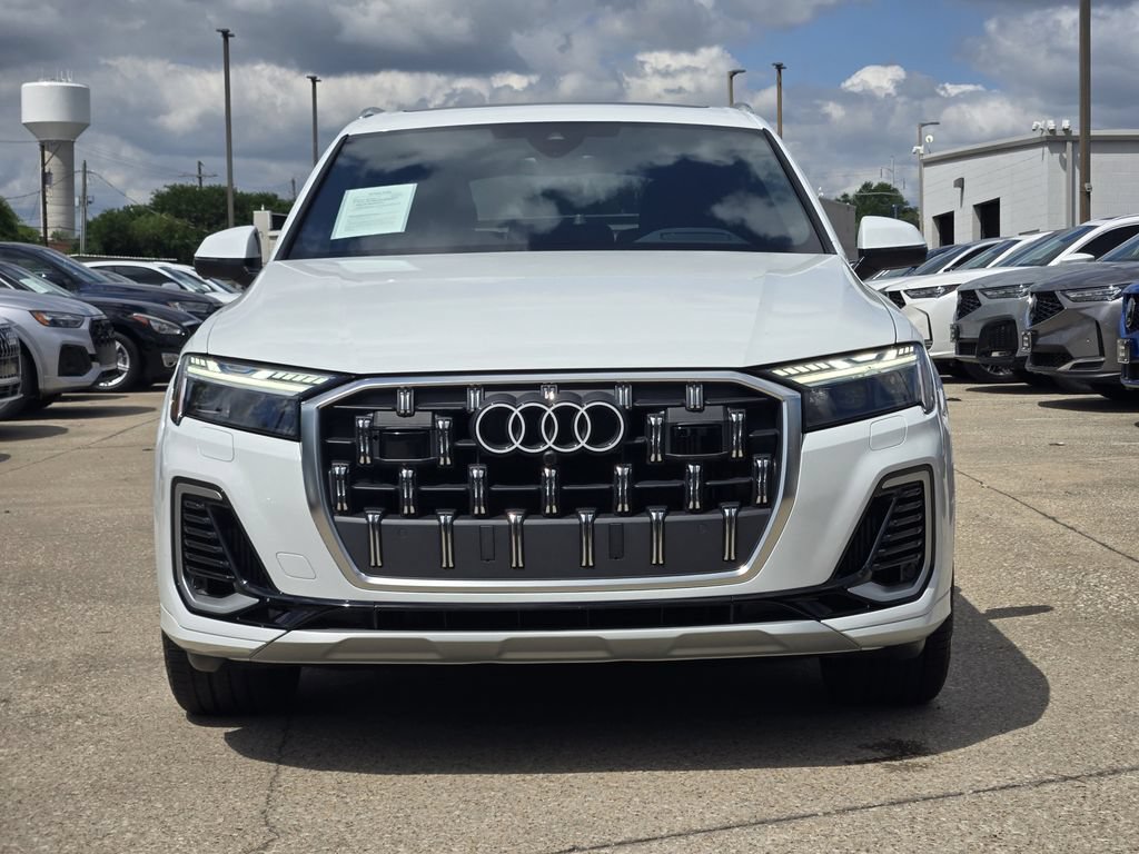 Certified 2025 Audi Q7 3.0T Prestige w/ Prestige Package AWD/4WD image 4